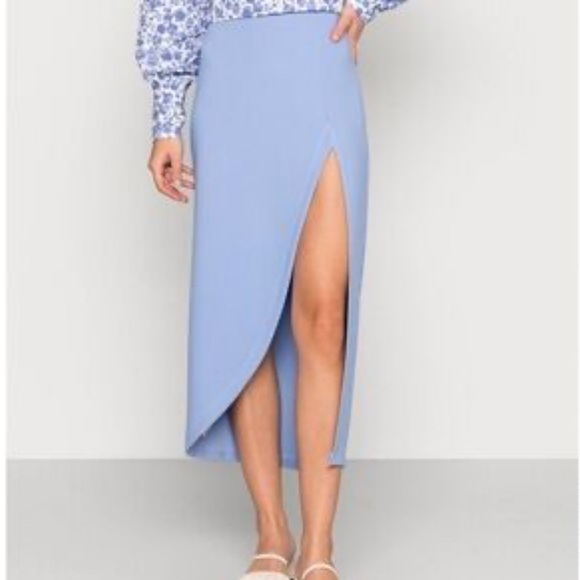 Abercrombie & Fitch Dresses & Skirts - Abercrombie & Fitch Women's Elevated Midi Skirt in Light Blue